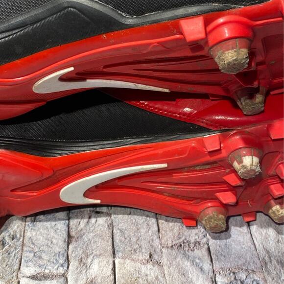 Men's 11 1/2 Nike Alpha Cleats - Picture 10 of 12